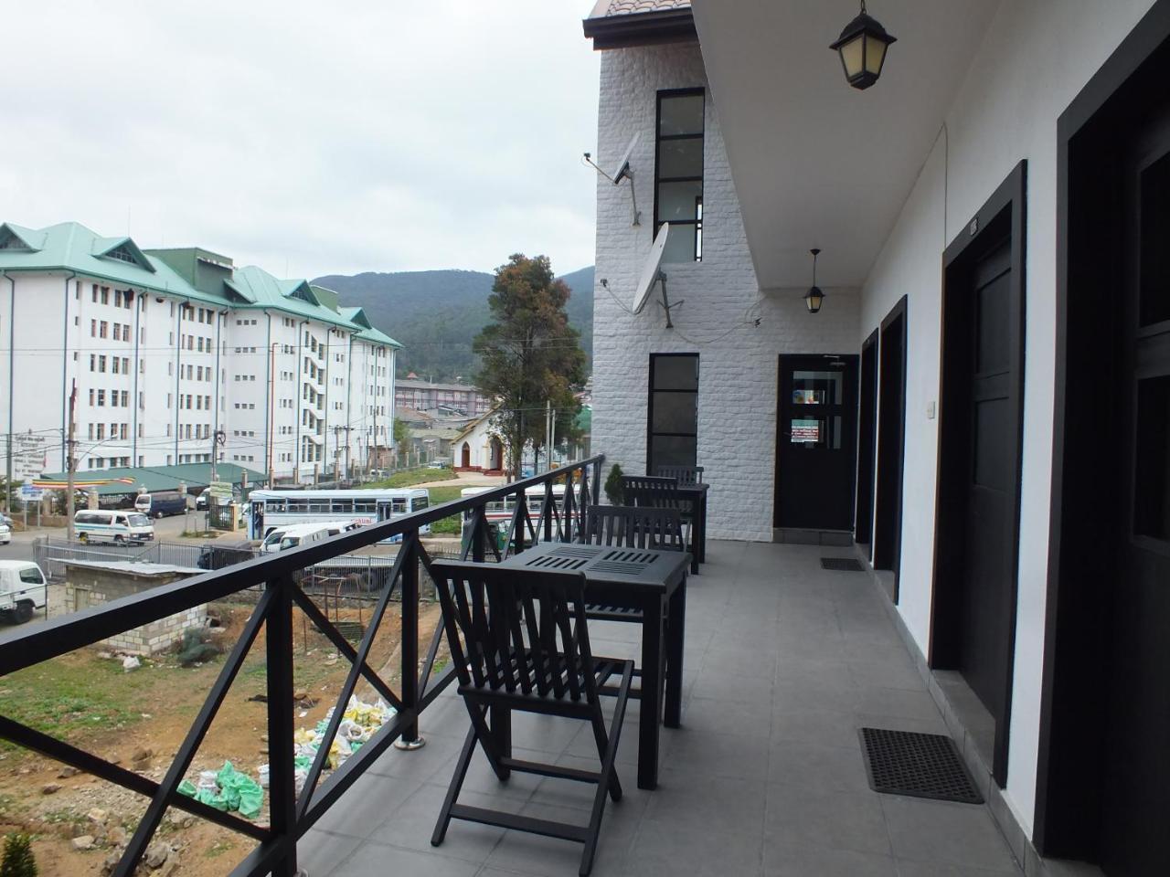 42 Hotel Nuwara Eliya